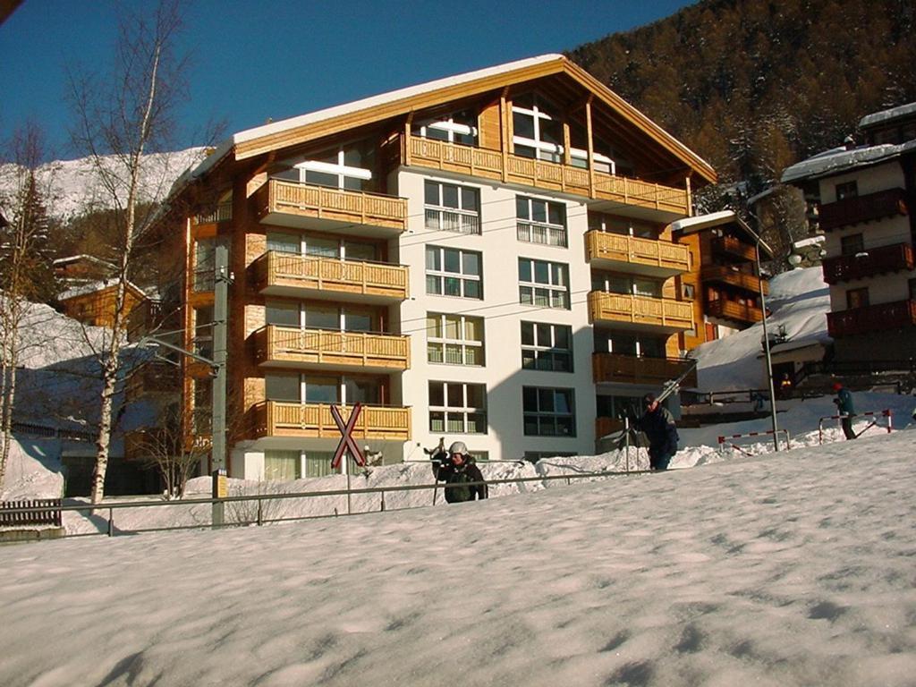 Apartamento Haus Alpine Zermatt Habitación foto